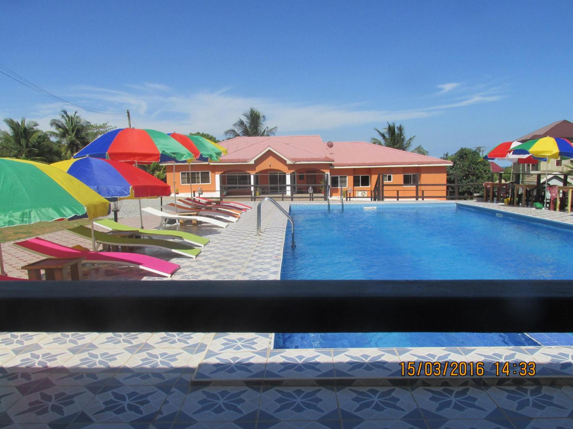 Jamaica Inn Guest House Botianaw Екстериор снимка