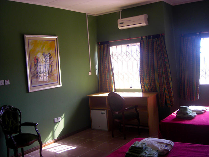 Jamaica Inn Guest House Botianaw Стая снимка